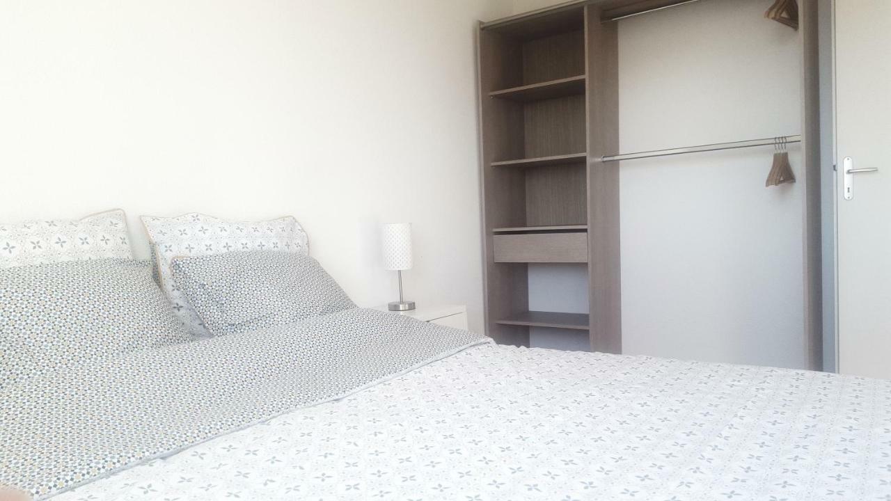 Appartement Sur L'Ile De Nantes - Place De Parking Gratuit Luaran gambar
